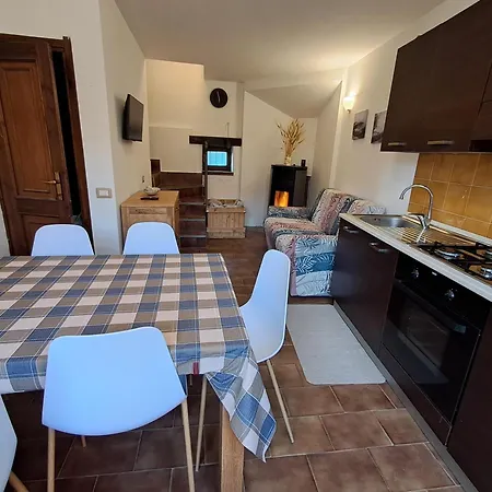 Casa Tra I Boschi 아파트