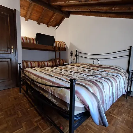 Casa Tra I Boschi 아파트