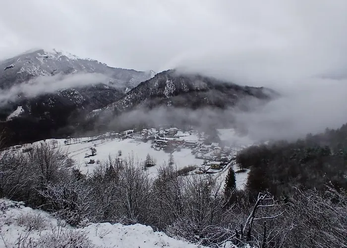 Casa Tra I Boschi דירה Esino Lario